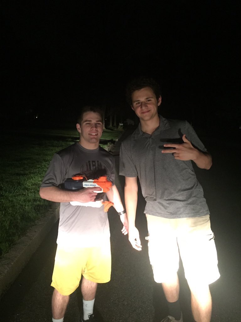 gv17assassins's tweet photo. almost got it right, whatevs #byemarc https://t.co/Jc6h3emNLA