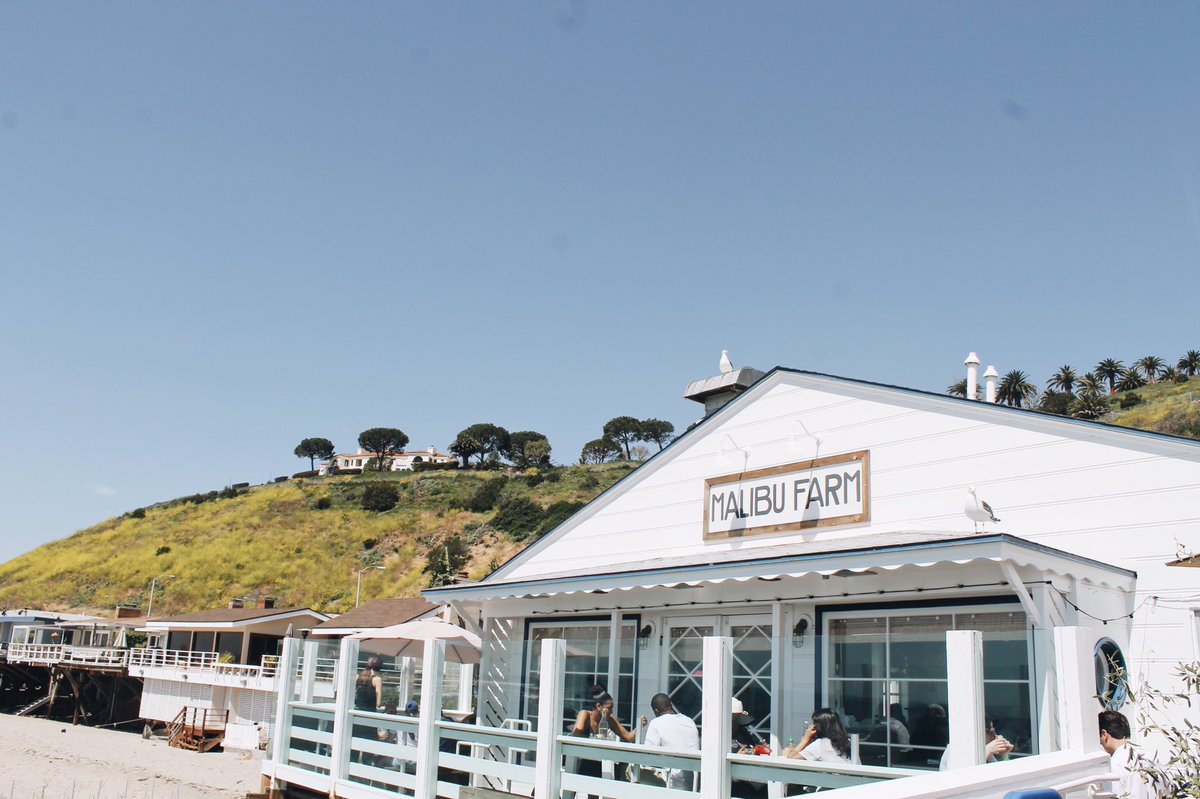 _findyourwild's tweet photo. Brunch by the ocean @MalibuFarmMB #malibu #LosAngeles #travel #foodie #brunch #bumkt3210 #adventure #findurwild #travelblogger #photography https://t.co/0ZWAnFL9rI