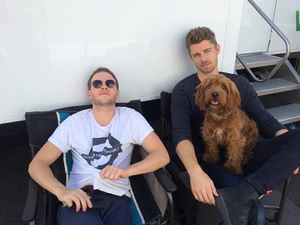 Happy 32nd birthday to Luke Mitchell! Missing him on the show & with the cast. 