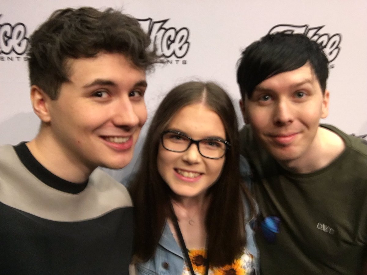 ohheylou's tweet photo. Thank you for being you. I'm so blessed to have met you💕 Thank you for making me smile everyday💜 @danisnotonfire @AmazingPhil #amplifylive https://t.co/FHVZtuZmld