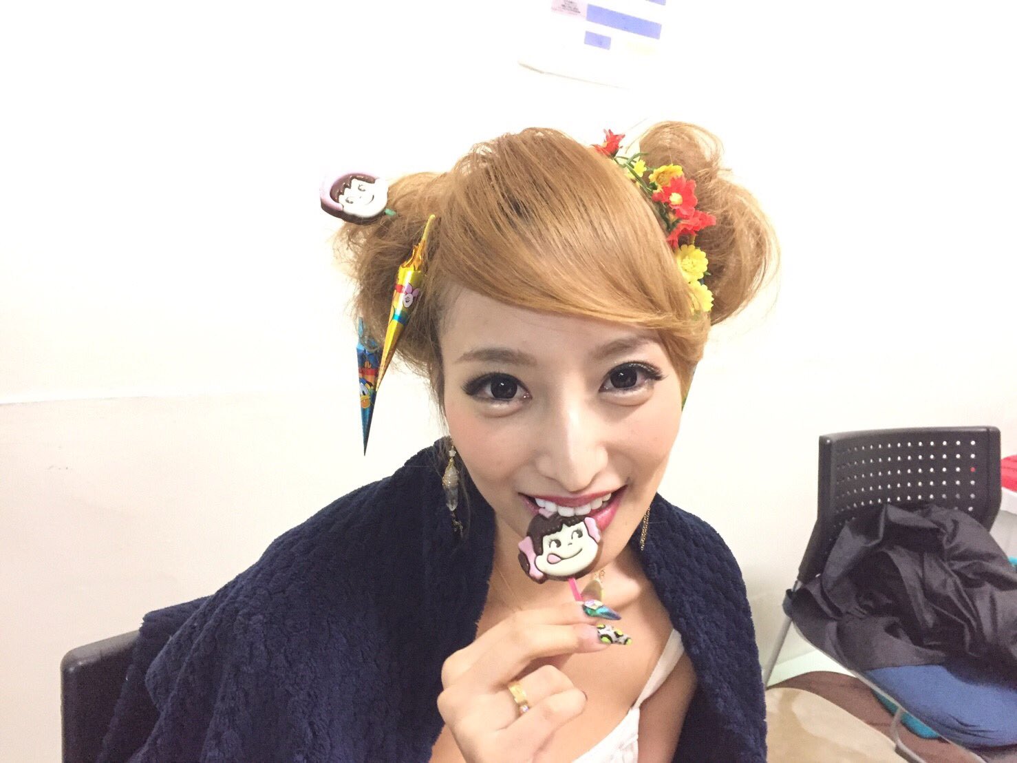 加藤紗里 今日は大阪でパーティガール ペコちゃんver 可愛すぎて喰ってしまった 笑 大阪のみなさん あーそーぼ ほな さいならやでぇー 大阪だいすき 大阪 撮影 大阪弁がうまくなりたい 道歩いてたら飴ちゃんもらえる街 たまにミカン