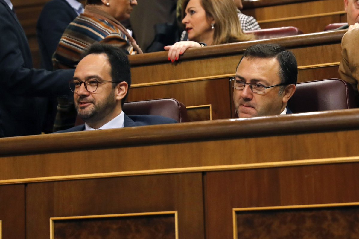 RecuperaSOC's tweet photo. 📢 @maherediadiaz ¿qué tal la Semana Santa? #HerediaDimision https://t.co/B32ZwrJBxN