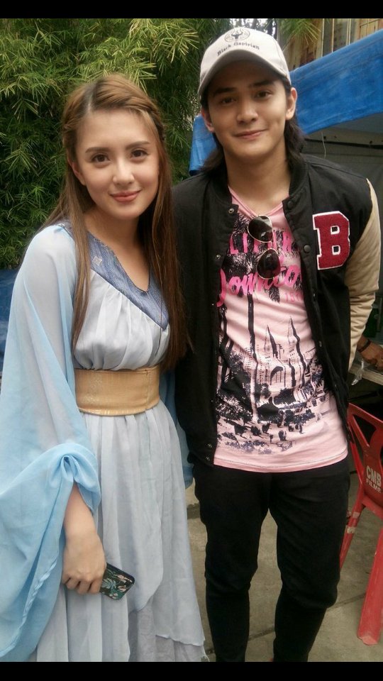 arra_ru's tweet photo. Fist picture ybrahim✖arianna @arrasanagustin @Rurumadrid8 https://t.co/U7VZPgkvqQ