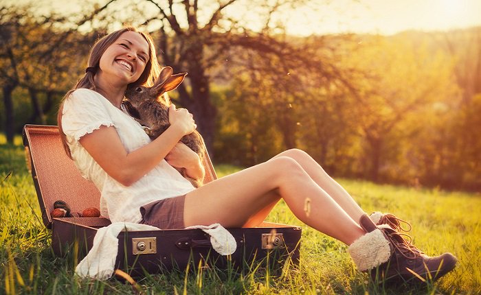 GIRLZnl's tweet photo. Good morning girlz! Tweede Paasdag saai? Nee hoor, check dit lijstje maar eens... https://t.co/yl7UBn22h1 #pasen #paastips https://t.co/ZnkC9mL3R5
