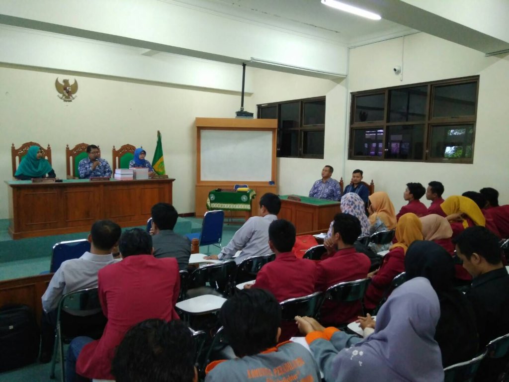 kpsfhuad's tweet photo. [live Report] Studi Banding Fakultas Hukum Universitas Muhammadiyah Ponorogo. https://t.co/3xQDX81oUz
