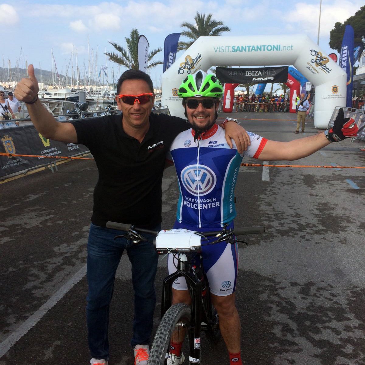 IbizaMarathon's tweet photo. ¡El #deporte no para en #Ibiza! Este fin de semana ha sido el turno de @VueltaIbizaBTT y allí hemos estado 🚴🏻👍🏻😉 #IBZMMR17 #RunAndFeel https://t.co/ChWeyY7qkh