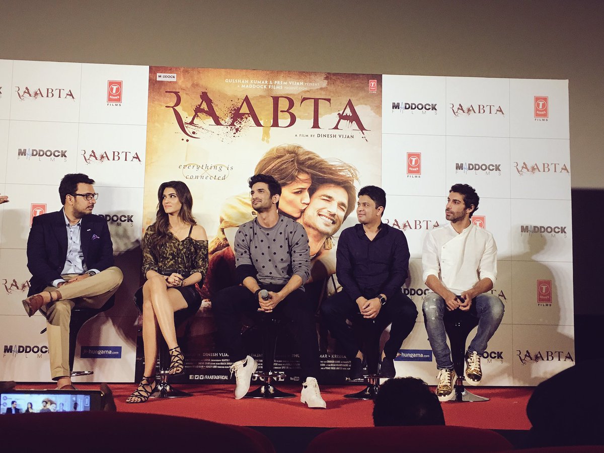 View image on Twitter