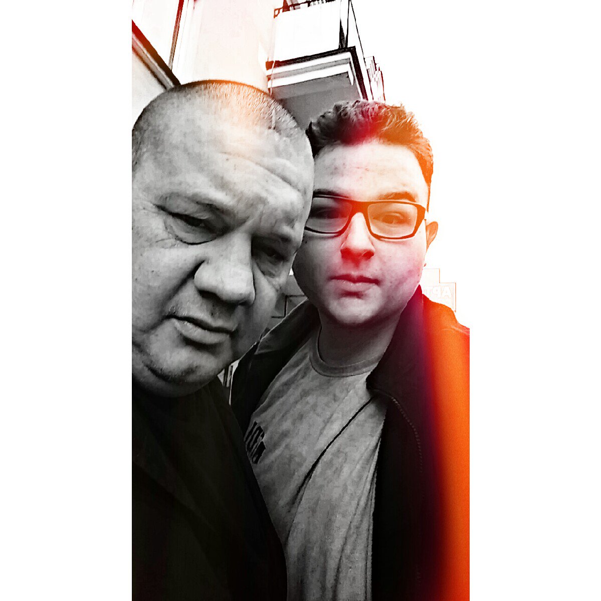 bartoszukoff's tweet photo. Świąteczne spotkanie z Markiem Dyjakiem 😎😃
#Dyjak #Kayax @KayaxMusic https://t.co/ULuYE7Oee7