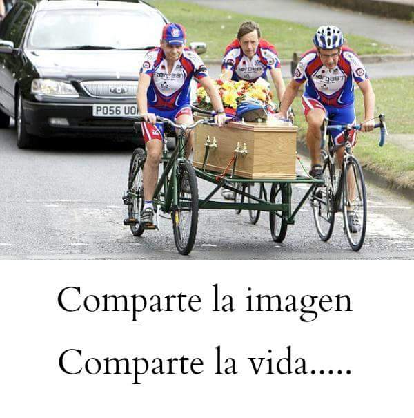 SFAL00's tweet photo. On road..1,5 metres  from a #biker
#ciclismo #bikerlive #safe&amp;safety https://t.co/ifh4t1m0y1