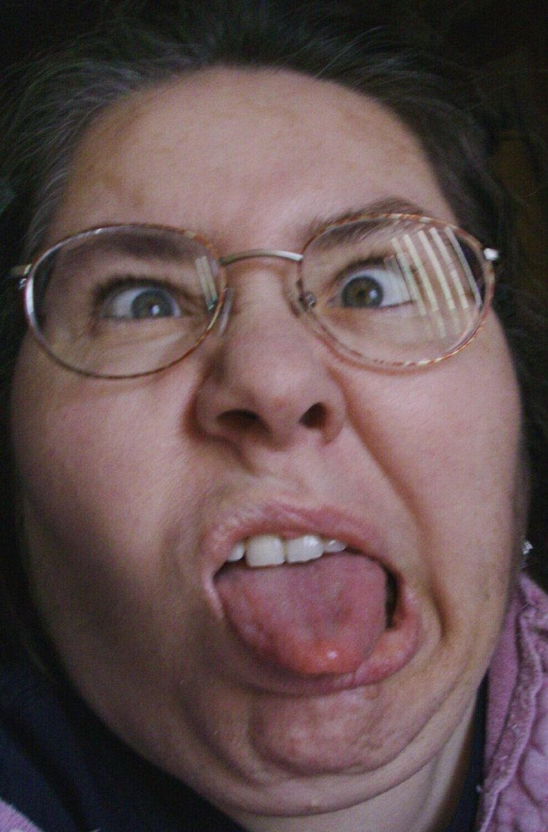 fletch654's tweet photo. I titled this pic "Attractive". #mutuallyassuredhumiliation https://t.co/u0lELR5axu