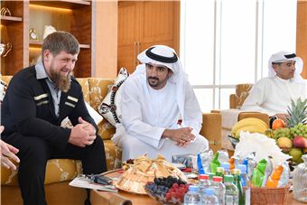Príncipe herdeiro do #Dubai recebe Presidente da República #Chechen

bit.ly/2nIVYkj
