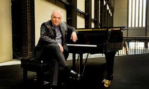 FineMusicRadio's tweet image. #Barenboim’s exceptional recording of Elgar’s Symphony No 1 with The #StaatskapelleBerlin on #MiddayConcert at noon.