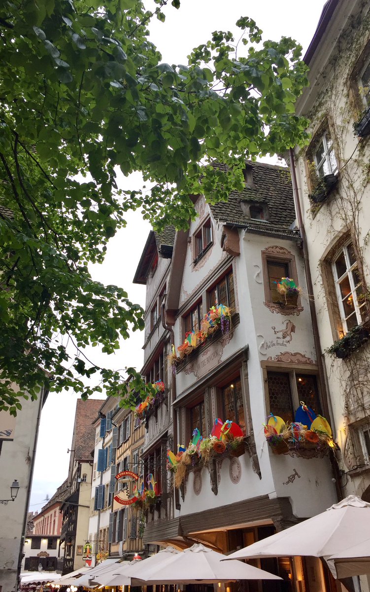 Célébrez les festivités de Pâques au #TireBouchon en famille ou entre ami(e)s au cœur de la ville de Strasbourg #Pâques #Alsace #Strasbourg
