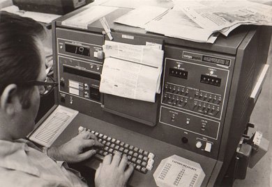 Prepressure's tweet image. Made on rainy days to read while it pours: the 1970's days of phototypesetting - prepressure.com/prepress/histo… #history #prepress