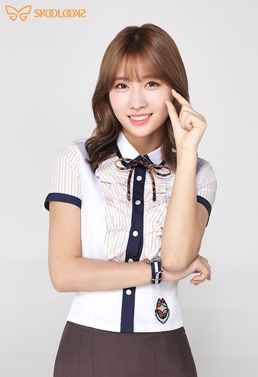 TWICE MOMO ユニフォーム