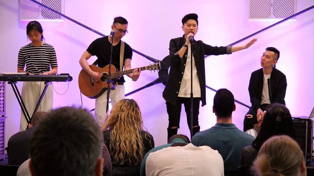 C3Sunderland's tweet photo. What a stunning item from our Creative Team for our Easter service yesterday!
#ᴇᴀsᴛᴇʀsᴜɴᴅᴀʏ
#hopecity
#sunderla… https://t.co/9lv4oZHHNV https://t.co/OtzVOhH6EM