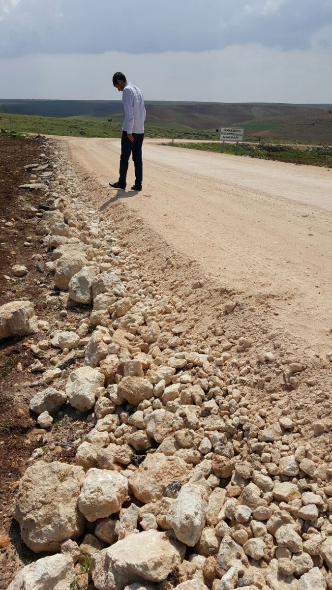 sbbkirsalyollar's tweet photo. Bozova İlçesi Deliler-Irmakboyu PMAT-PMT Serimi Çalışmalarımız Tamamlandı. @nihatcftc 
Hayırlı Olsun... https://t.co/9NjZ2xBzHM