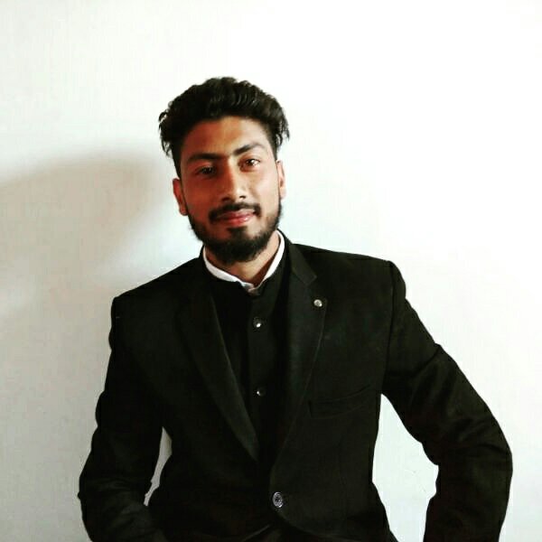 MjNasir3's tweet photo. Team Meeting  in office https://t.co/Z4lPscfKUk