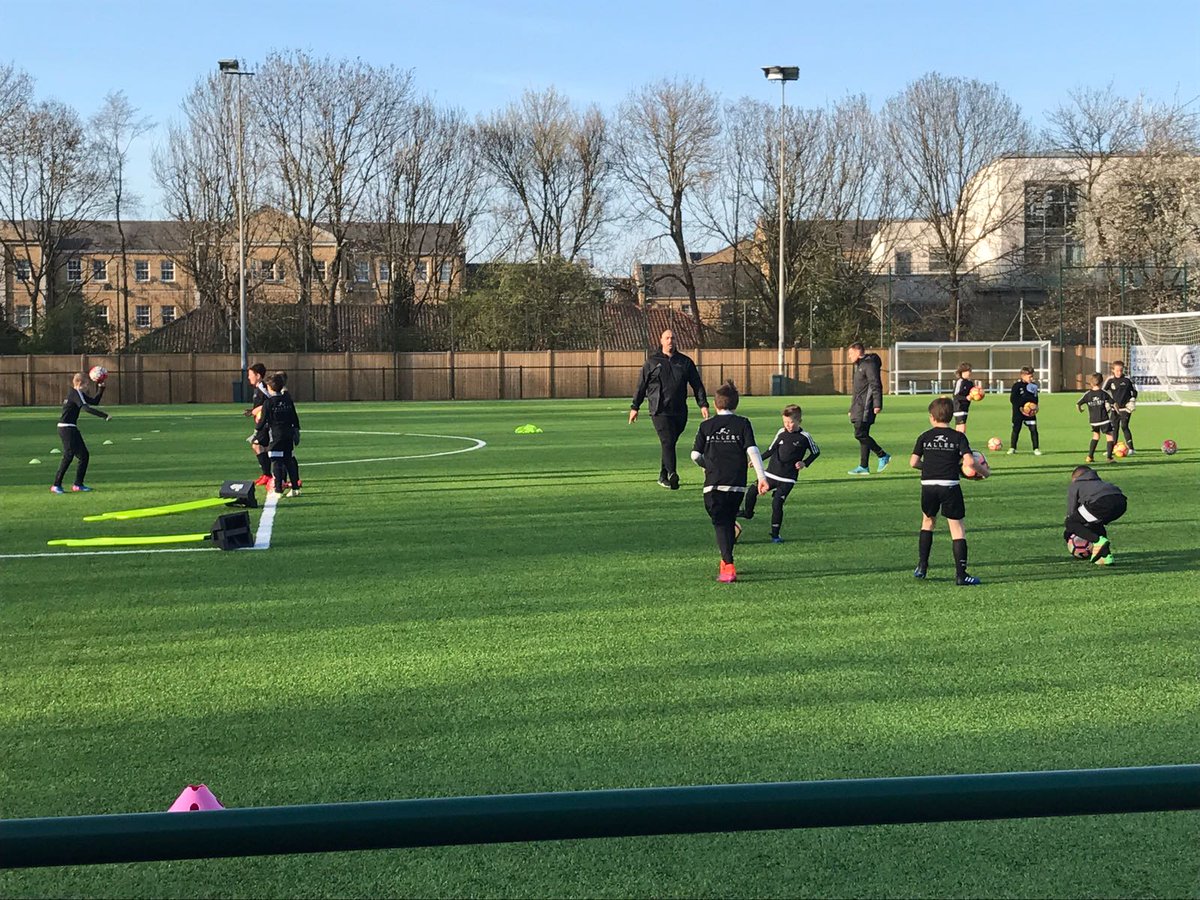 BallersAcademy_'s tweet photo. #Ballers #Eager2Learn https://t.co/AFLMAHF24I