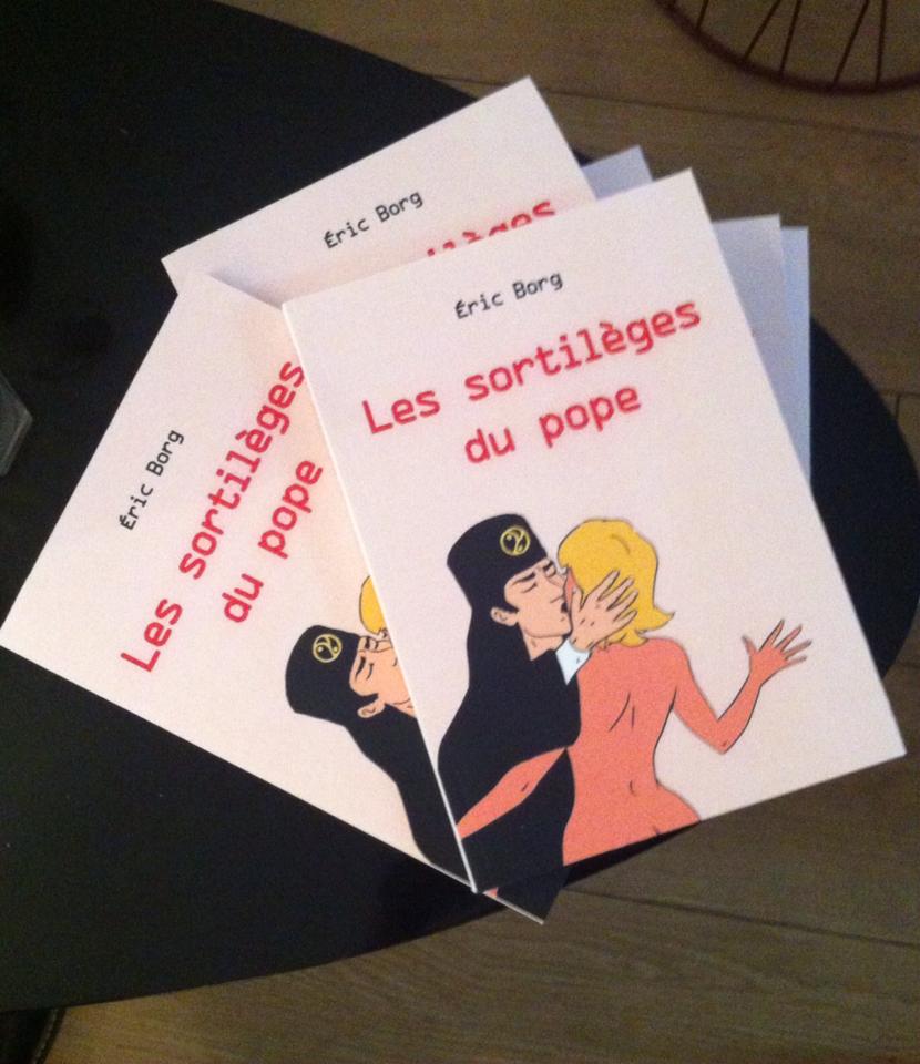 BorgEric's tweet image. Merci aux premiers lecteurs Les Sortilèges du pope sur Kindle. Faites savoir vos impressions amzn.to/2nHZEhK