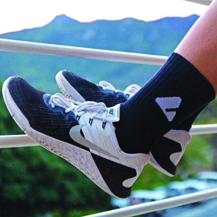 Pyramid Socks tweet media