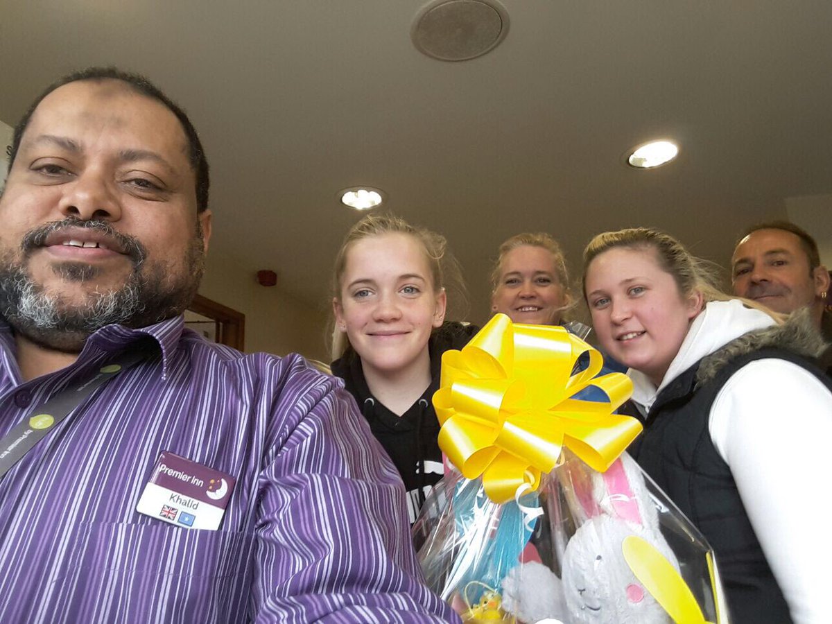 Hardingham family proud winners of London Ilford's Easter raffle! Proudly presented by Khalid @R4chelMcKeeman <a href="/M25Pi/">M25 North PI</a> <a href="/SDEBDD/">simon ewins</a>