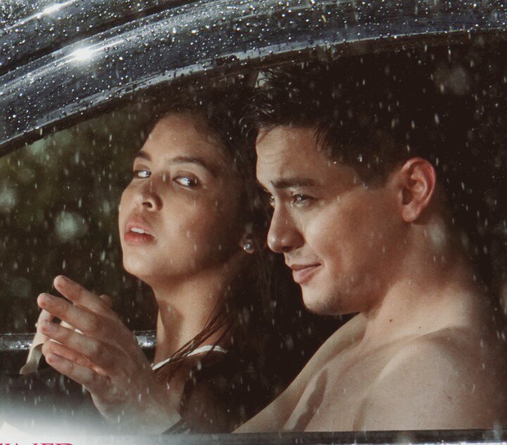wanderlust1222's tweet image. shirtless
stubble
smirk
stare

MAICHARD... 
simply sexy!

#DTBYStranded