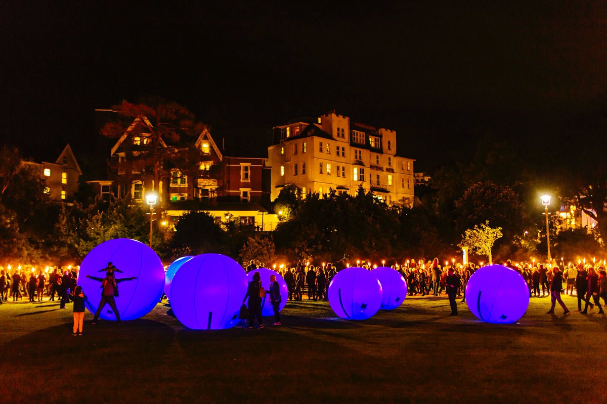 artsbythesea's tweet photo. 2 weeks to go ! Submit  your light inspired  work for 2017 Open Call Artist Commissions https://t.co/Tth8AFXhx8 https://t.co/c2beP22vHR