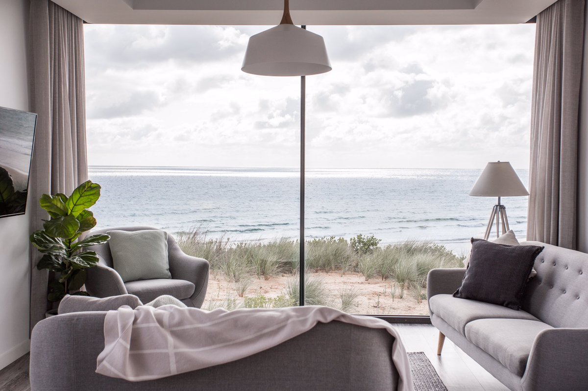 Barnbougle's tweet photo. Final Easter drink in the new Ocean Villa. Now available for rent. 📷@the_island_wanderer styling @BizSattler https://t.co/TAAFoFkKwa