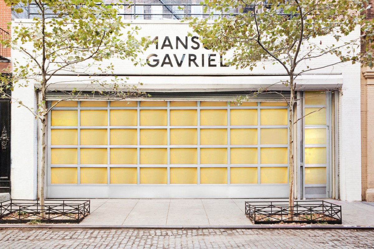 Dear friends, our NYC shop is currently closed through April 20th for reinstallation. We will reopen on Friday April 21st.