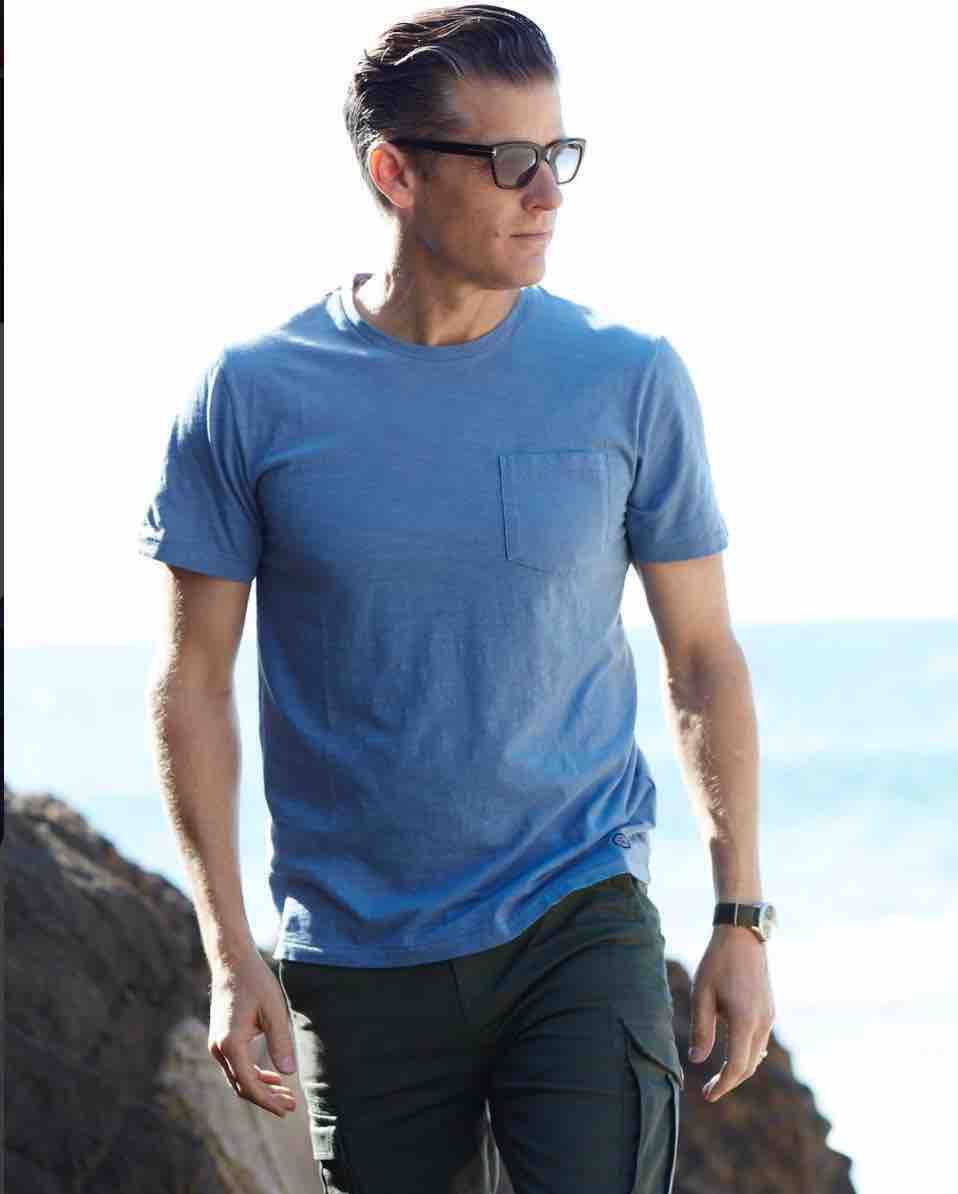 allviewshop's tweet photo. Always Tee and Commander Pants. Perfect combo. Get yours on https://t.co/cy3zrf4xHs
.
.
.
#alwaystee #commanderpants #commander #menswear https://t.co/XvIWaoiqHo
