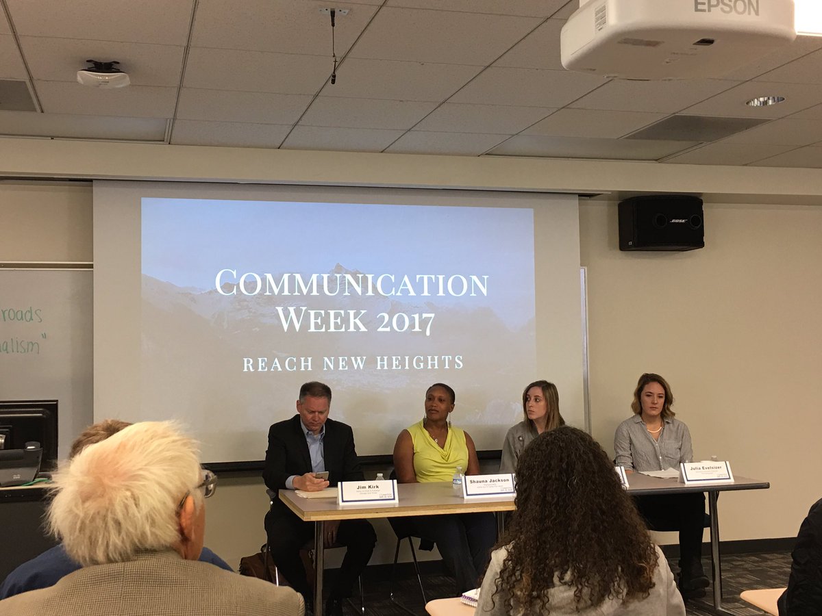 285_RodriSteph's tweet photo. Panelists will help students reach new heights at #ComWeek17 https://t.co/m0ImOTRNDv