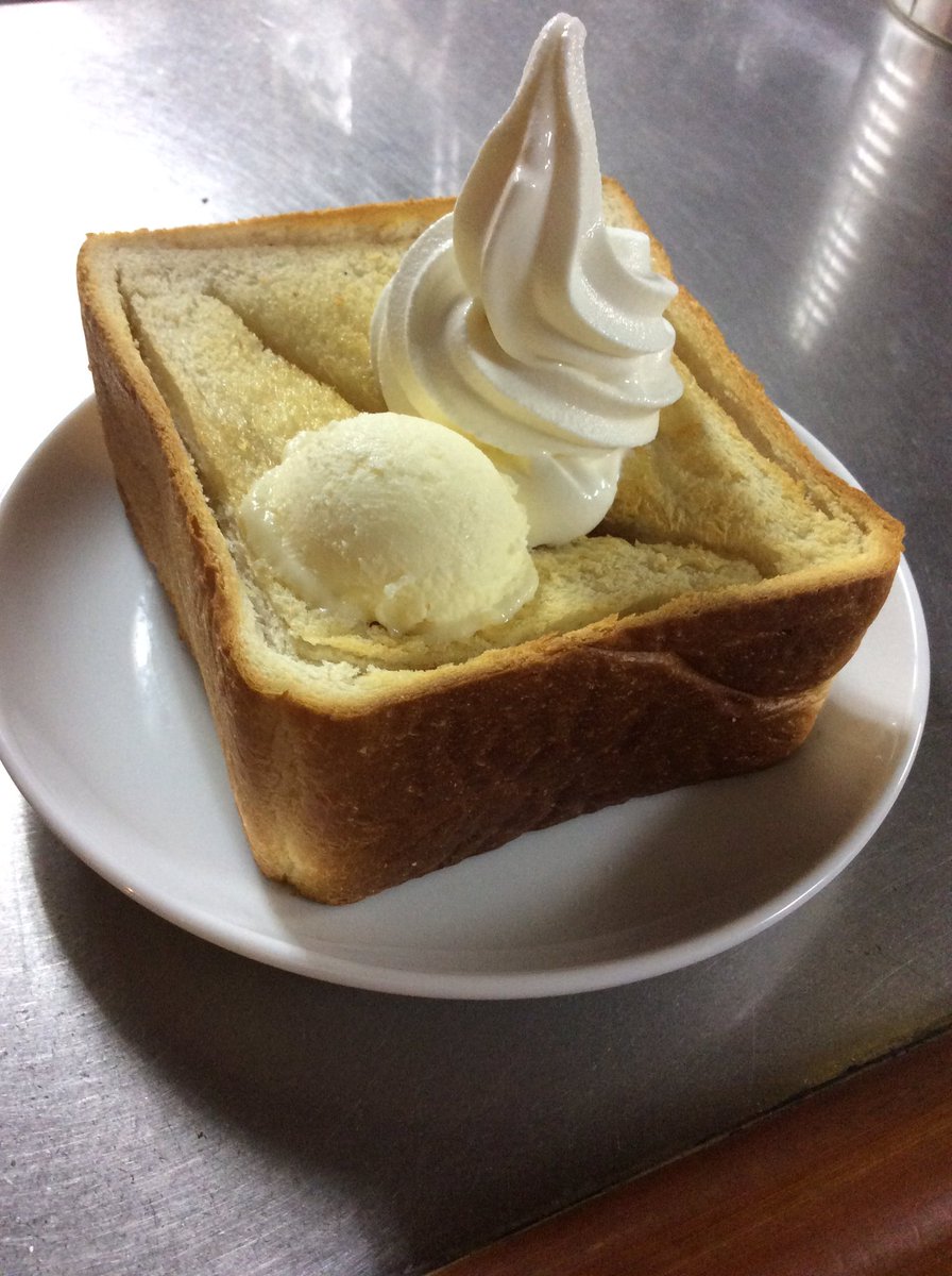 上海四馬路 松阪店 大人気デザート ハニーバタートースト 皆様も一度ご賞味あれ T Co Rqb0p8yshn Twitter