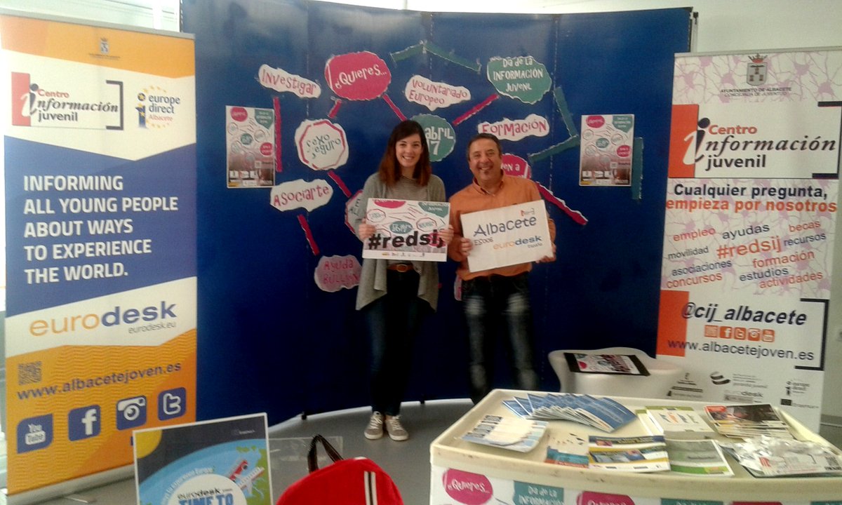 cij_albacete's tweet photo. María Gil, Concejala Juventud en Centro Joven Municipal en #DíadelaInformaciónJuvenil #redsij #eyid2017 #abjoven https://t.co/q61I2PHdhT https://t.co/rsvR2ESq1m