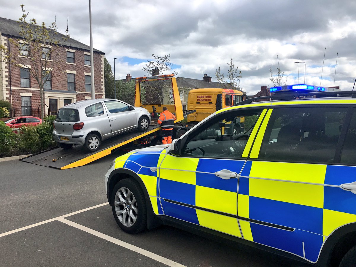 CumbriaRoadsPol's tweet photo. No insurance - No Mot - No car! Expensive trip to Asda! #Seized #Getinsured #Sec165 https://t.co/CLG1GRRby8