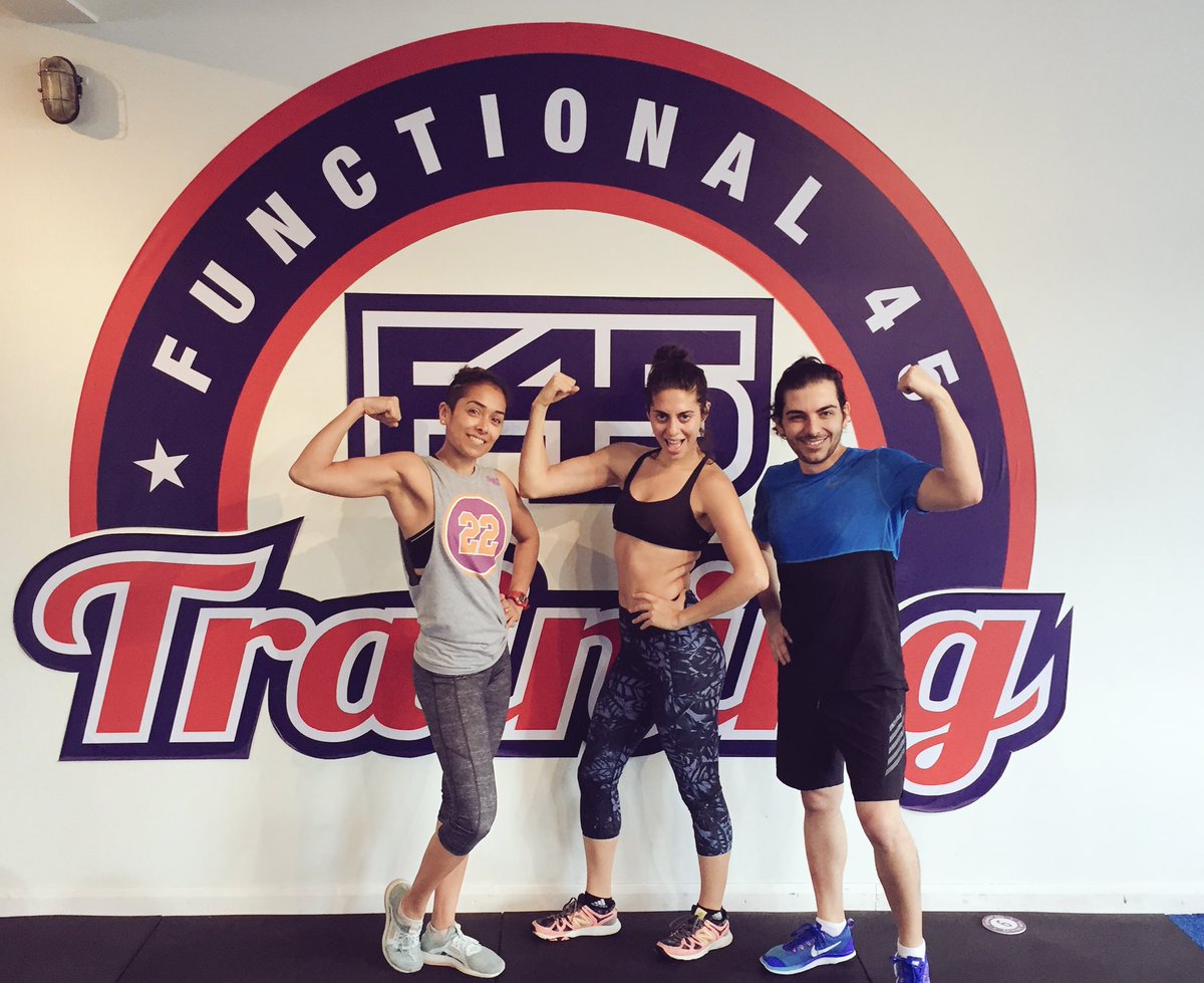 LeventMarasli's tweet photo. @F45Kingston first time #f45 🙌 what an #amazing #session #Varsity the studio is so #veryvisual great for #DeafAware @lifeofgugu 👍 https://t.co/j7hMHzXzhw