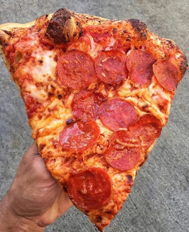 Foodaddicters's tweet photo. Pizza ❤️ https://t.co/WxNUlSyNhL