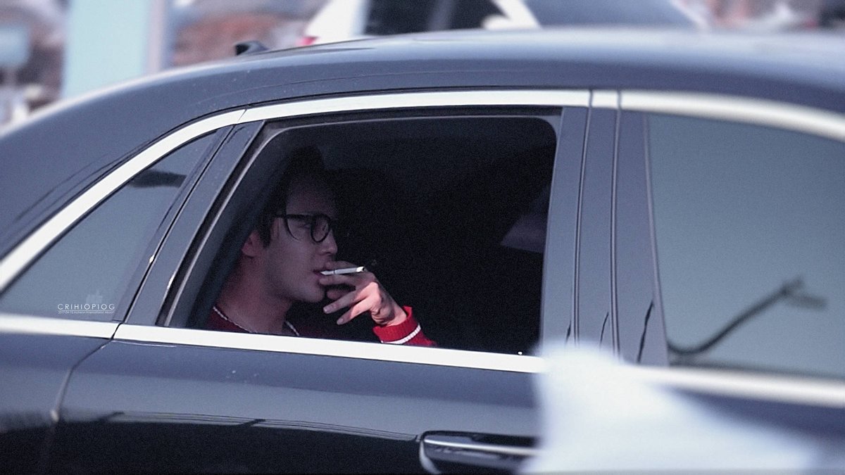 sukkie_eel's tweet photo. JKS at Incheon Airport back from Nagoya 2017-04-15
 #2017GIFT 🎁#장근석 #jangkeunsuk #jks @AsiaPrince_JKS 
https://t.co/lmYritvNnq https://t.co/iOCKDlCFtn