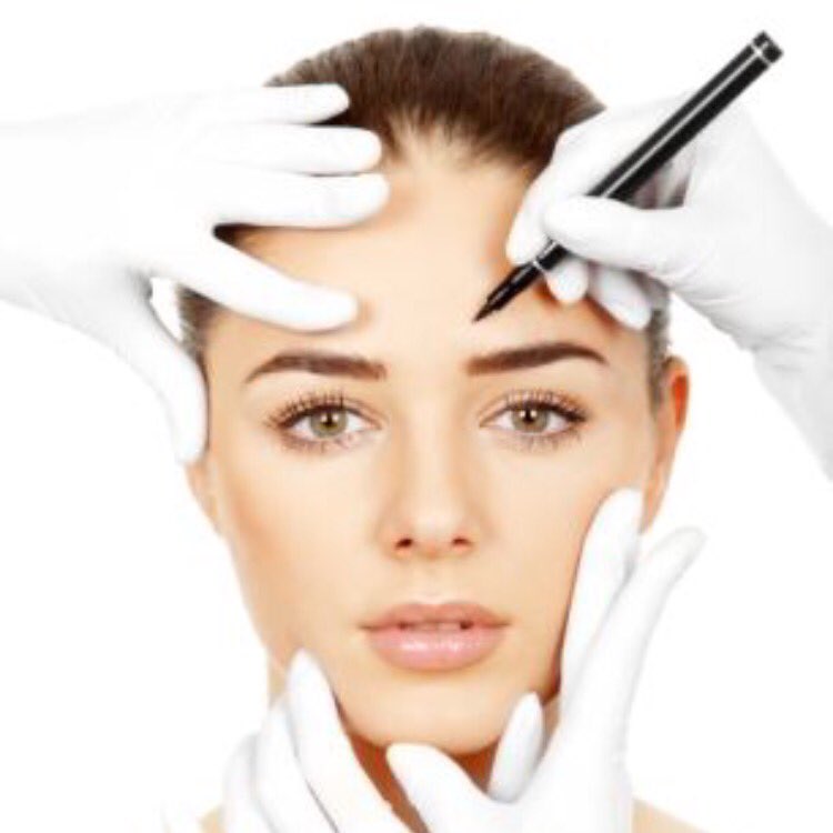 MakingItUpSPMU's tweet image. #spmu contact for appointment 👄👄👁👁 #semipermanentmakeup #glasgow #ayrshire