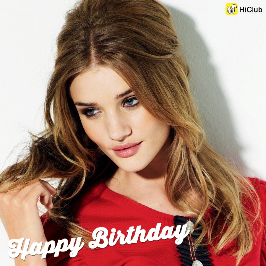 Happy 30th birthday to Rosie Huntington Whiteley! Clippers ada yang berulang tahun ke 30 juga hari ini? 