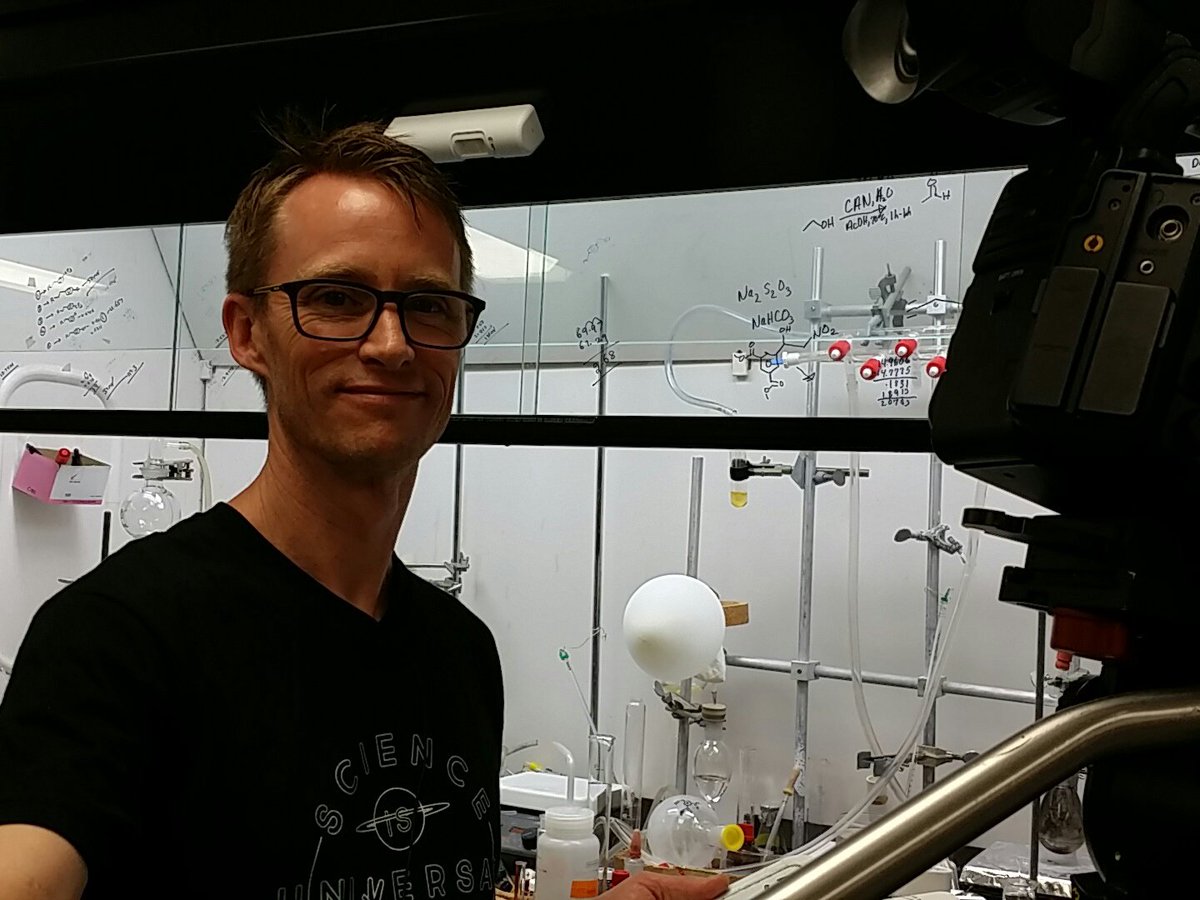 eventonemedia's tweet image. Filming at @uamshealth  for @JoVEJournal today