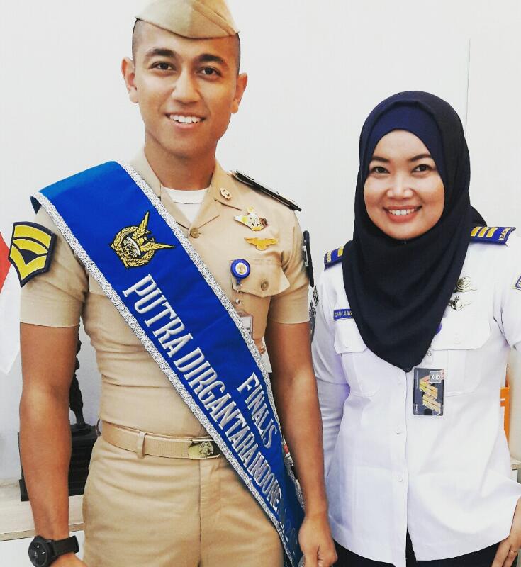 Ayo dukung Taruna Maulana Fiqriyansah Co. PNB 68B, Finalis PemilihanPutraPutriDirgantaraIndonesia via Instagram: Ppdirgantaraindonesia no 19