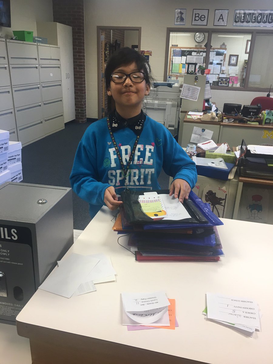 awlsmo's tweet photo. All these good characters helping out today! Principal for the day and office helper! #GeneralExpectations #excellentcharacter https://t.co/RhHrPwwrJZ
