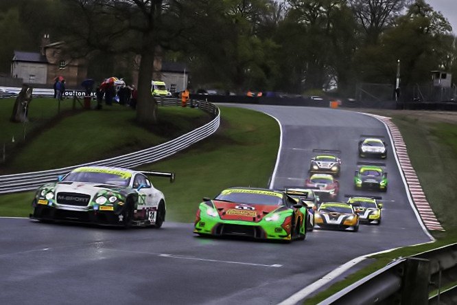 Barwell Dominate British GT Round 1 With A 1-2 <a href="/BritishGT/">🇬🇧 #BritishGT 🏁</a> @fansofbritishgt <a href="/BarwellMotorSpt/">Barwell Motorsport</a>… apexmedia.online/barwell-domina…