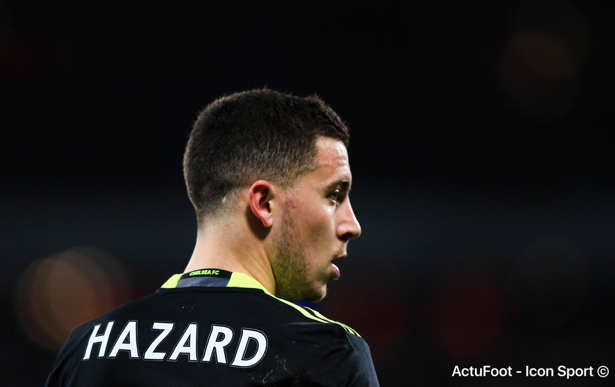 ActuFoot_'s tweet photo. Hazard : "Le haut niveau, c’est aussi être présent dans les grands matches et gagner des titres. Pour moi, Iniesta méritait 15 Ballons d’Or" https://t.co/2aq8VBtdIa