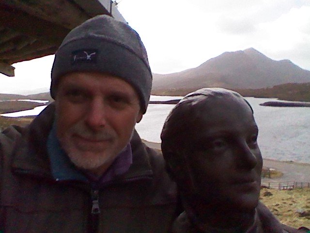 DavidRoger1951's tweet photo. Selfiefying with the geologists at Knockan Crag! #Asainte #snh #NC500 https://t.co/QH9y6VM6eV