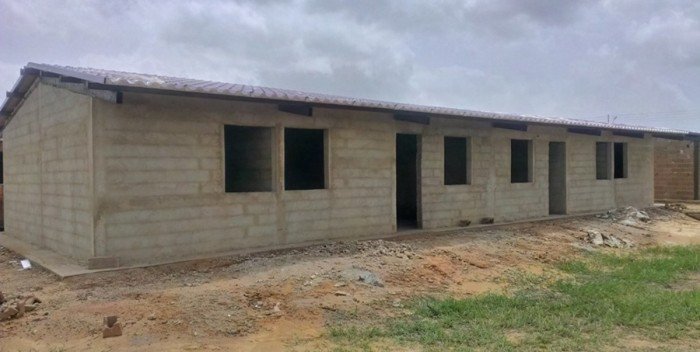 NoticiasCbo's tweet photo. Más de 4 mil viviendas la #GestiónRangel ha construido para los pueblos indígenas del estado Bolívar a través de #GMVV #AquíEstáElTrabajo https://t.co/1zDkxVPUo5