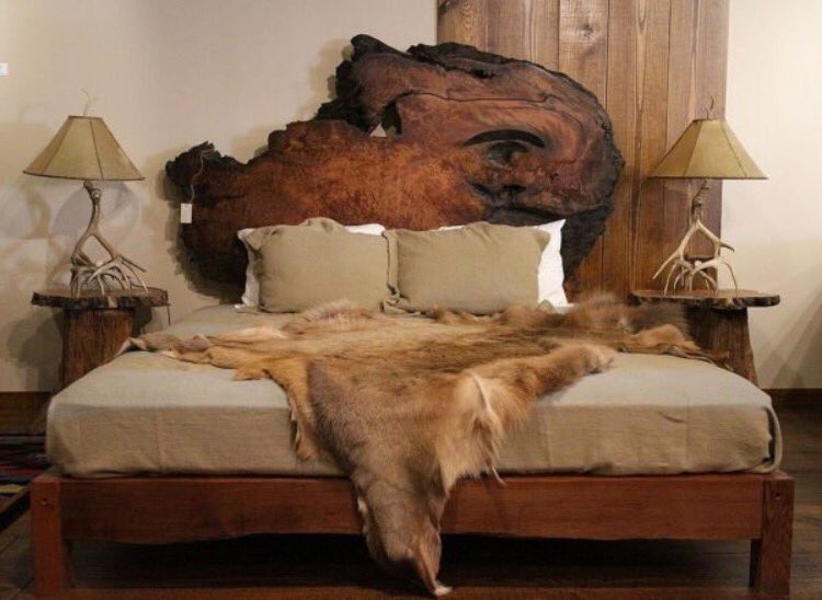 LiveEdge_'s tweet image. Whether you want to complement the theme of a room or give it a contrasting focal point. we've got you covered 👌🏼Love these ideas! #LiveEdge