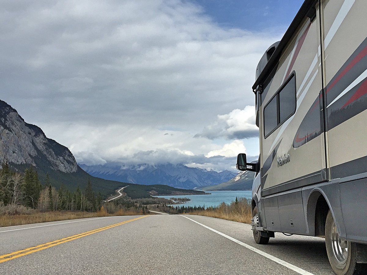 Wie Icefields Parkway, nur ohne Rummel: #Roadtripping David Thompson Highway, bit.ly/2oOZQzJ #explorealberta #travel #travelgram