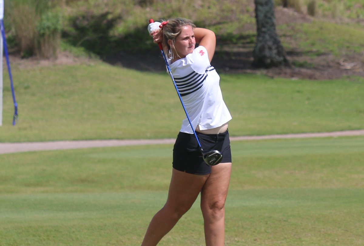 images Leonie Harm coogs with 1 shot lead over ucf leonie